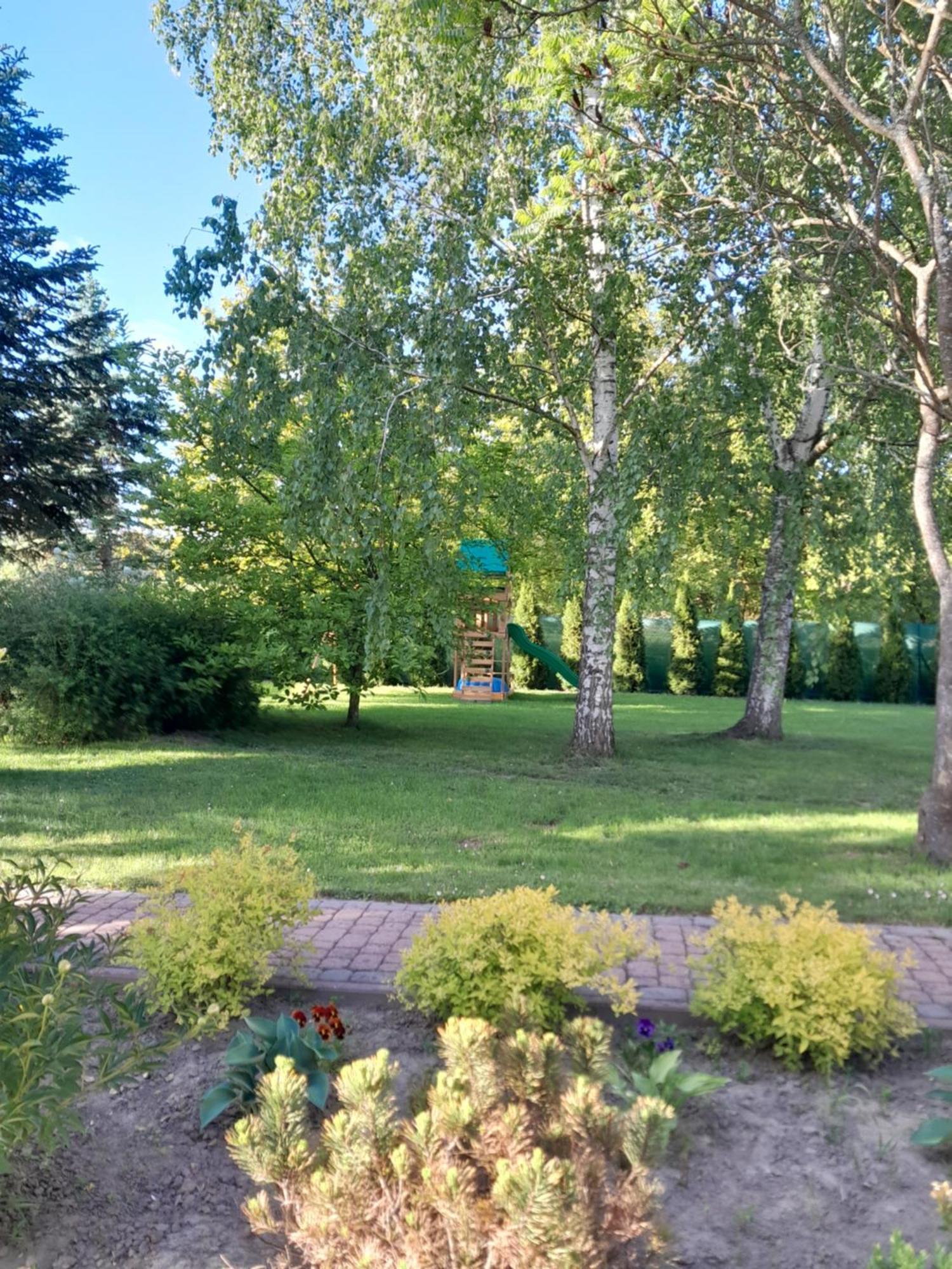 Domek Pod Brzozami Z Jacuzzi ,Grillem I Tarasem Przemyśl Exteriör bild